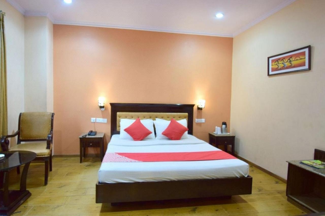 Goroomgo Marc Shimla Near Mall Road - Luxury Room - Excellent Service - Ample Parking - Best Hotel In Shimla Exterior foto